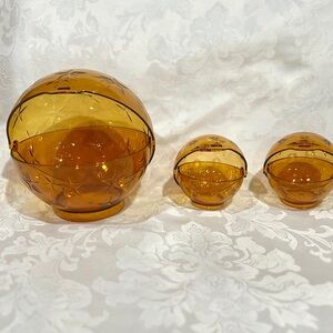 NEW (NIP) Tupperware Amber Star-Patterned Ornament Candy Dish w/ Hinged Cover